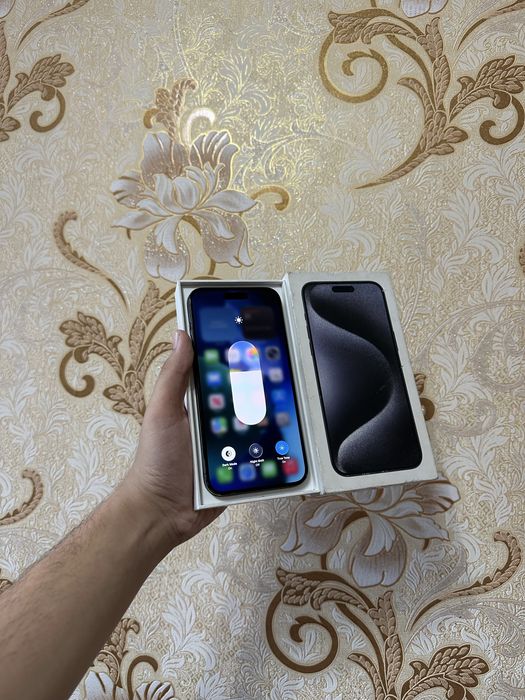 Iohone 15 pro max 93%