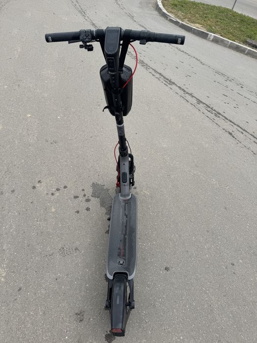 Електрическа тротинетка Segway F3