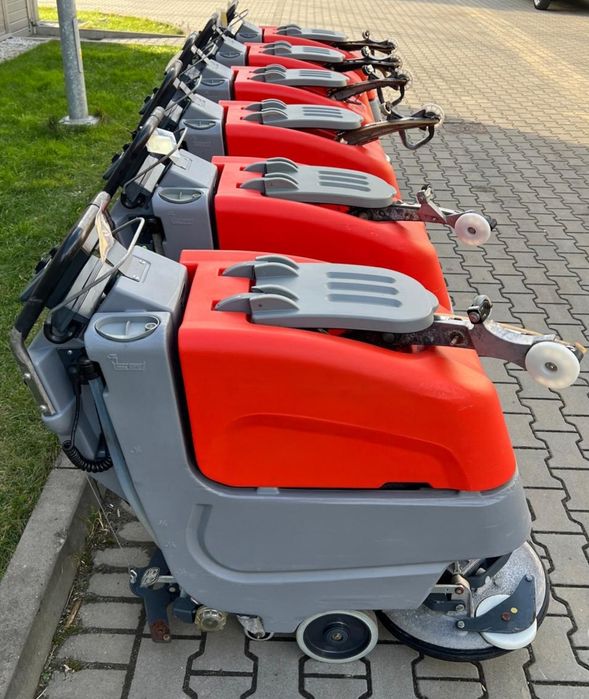 Masina spalat curatat pardoseli Hako B30