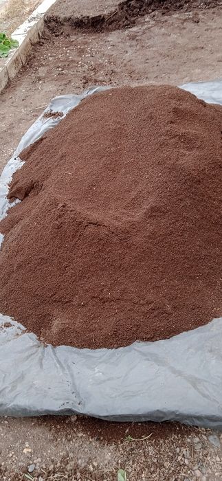 Биогумус сотилади