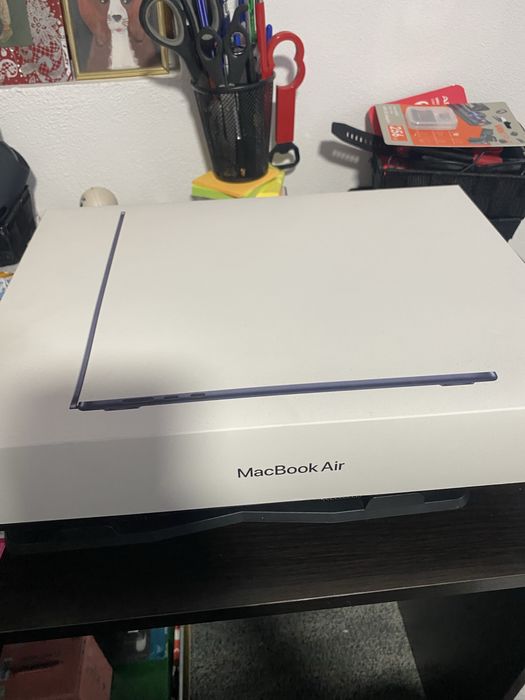 MacBook Air 15 M4 24gb ram  512 gb