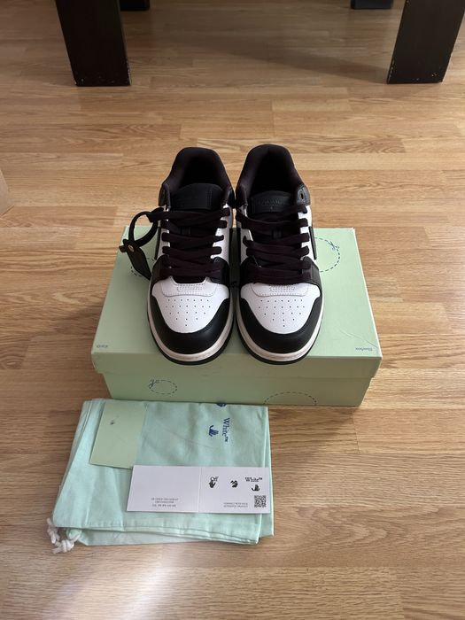 Vand sneakers marimea 43