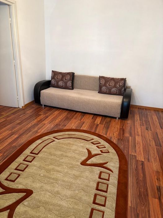 De vânzare partament 2 camere, 50 mp, etaj 2 - Str. Negoiu, Făgăraș