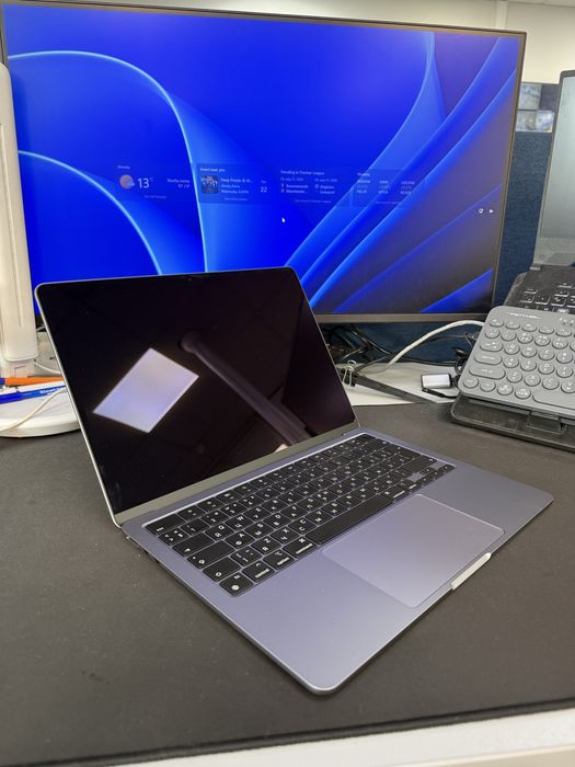 Macbook Air 13 M2 Space grey