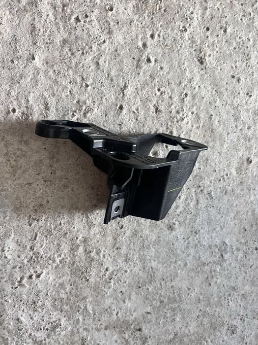 Десен водач, решетки халогени, лява стойка фар, греда за Рено Клио 5/V