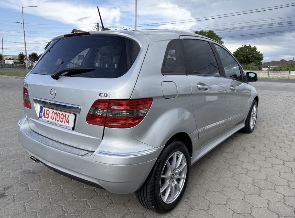 MERCEDES-BENZ B-Class 2011 — imagine 4