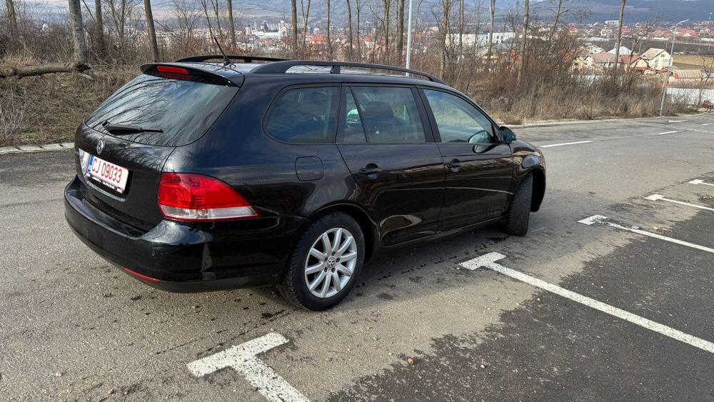 Vând vw golf variant automat
