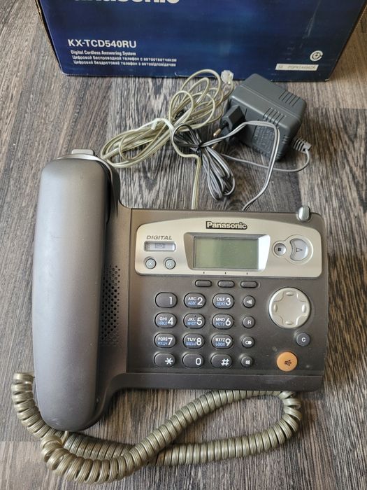 Продам домашний телефон Panasonic