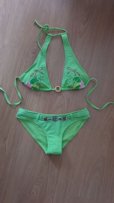 3 costume de baie noi si sutien