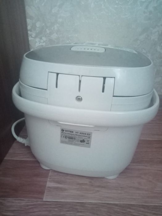 Продается мультиварка
