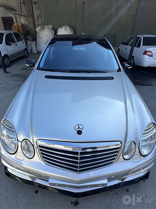 Mercedes-Benz W 211