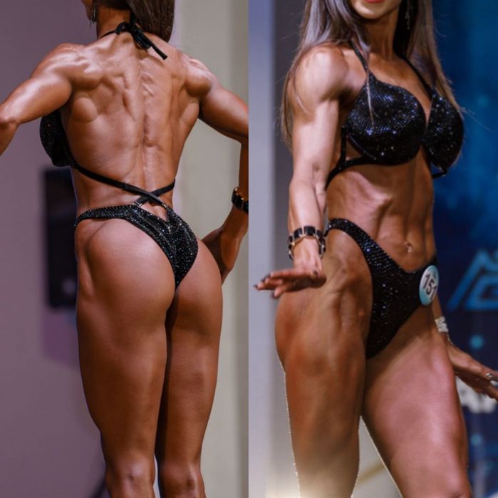 Продам купальник Бодифитнес