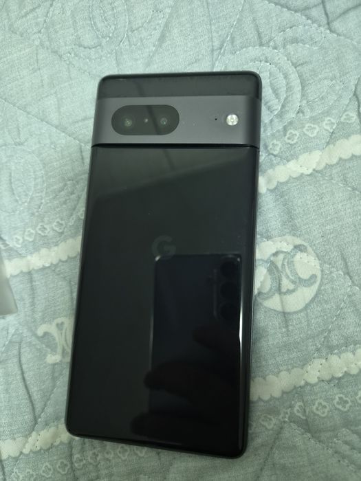 Google Pixel 7 obsidian