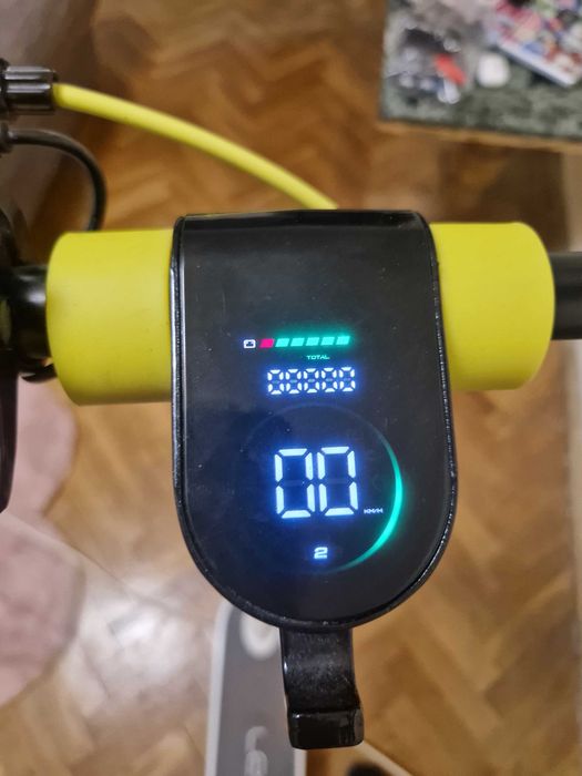 Trotinetă electrică Lexgo r9x lite