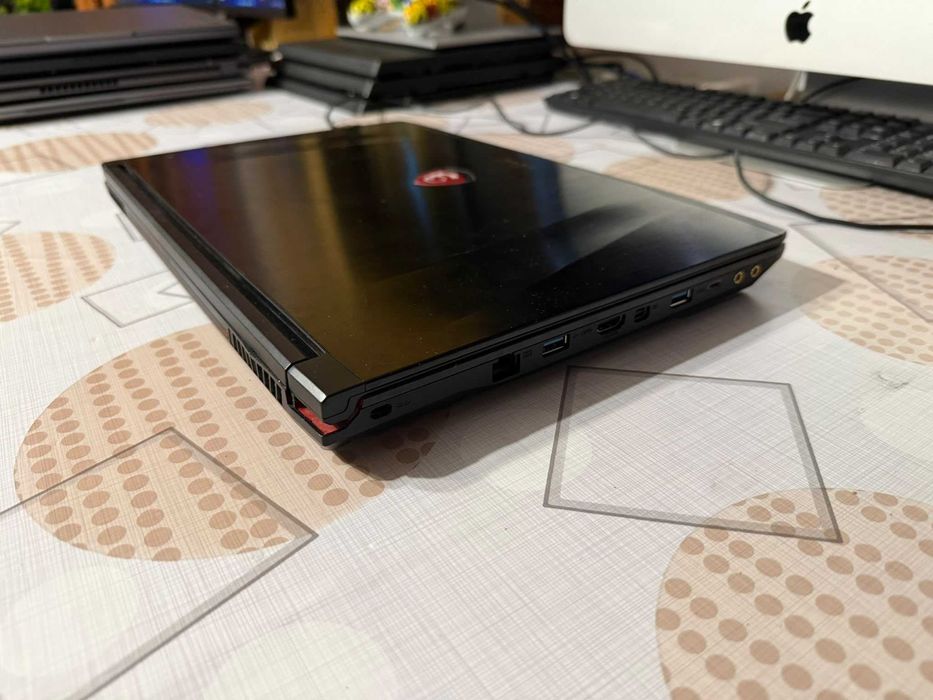 Laptop Gaming MSI GE62 6QC Apache, 15.6", i7-6700HQ, 16 GB DDR4, nVidia GTX 960M, 512 GB SSD + 500 GB HDD , Windows 11