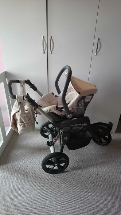 ПОДАРЯВАМ Бебешка количка KAM  3в1