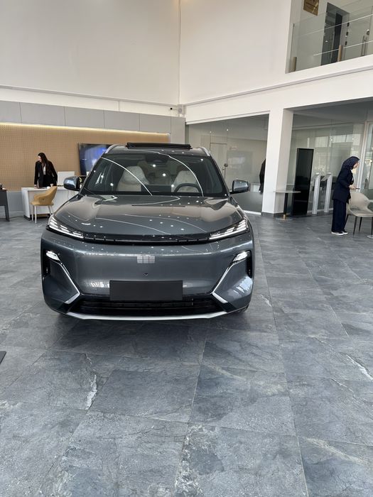 Byd Championga konkurent Geely EX5 Hybrid