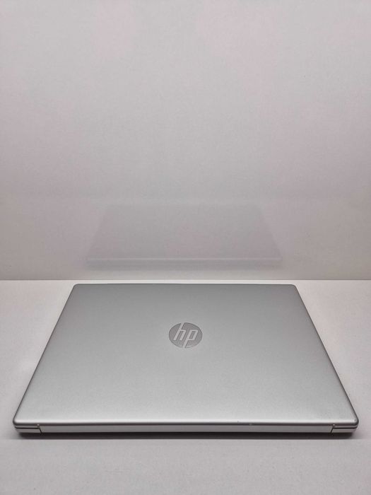 HP Laptop Core i5-1334U 8/512gb