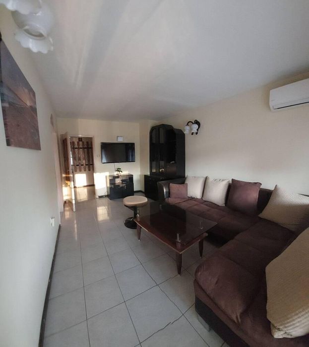 Дава се под наем Четиристаен апартамент в Пловдив, Младежки Хълм - 90 кв.м за 459 € - Снимка #1