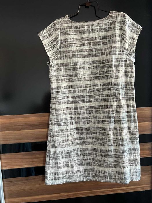 Дамска ленена  рокля