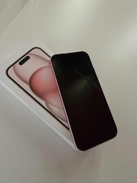 iPhone 15 pink 128gb