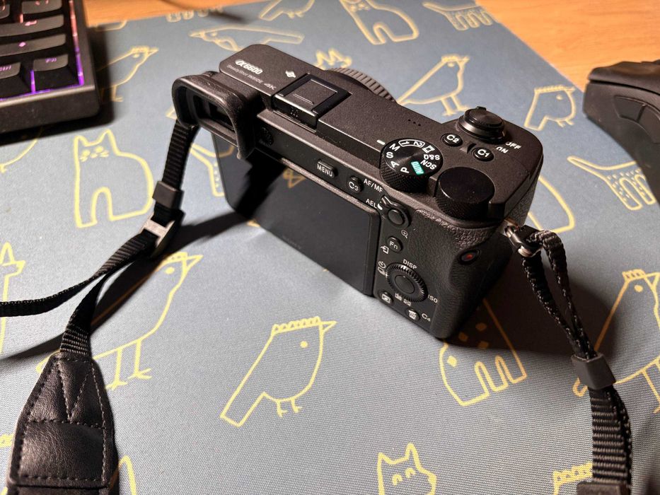 Камера Sony A6600 Тяло (перфектно състояние)