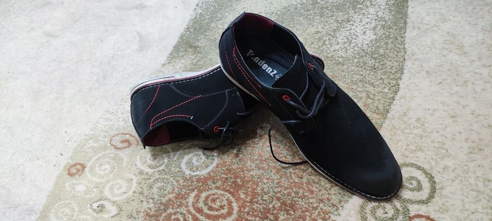 Мъжки обувки,черни