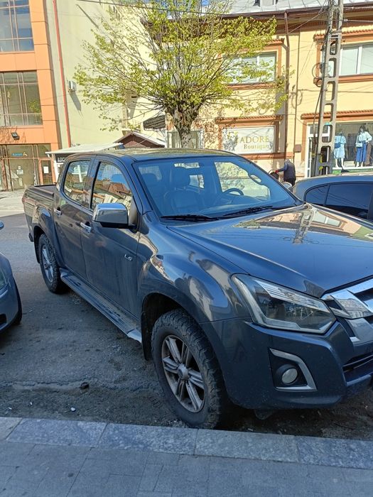 Se oferă spre vânzare isuz