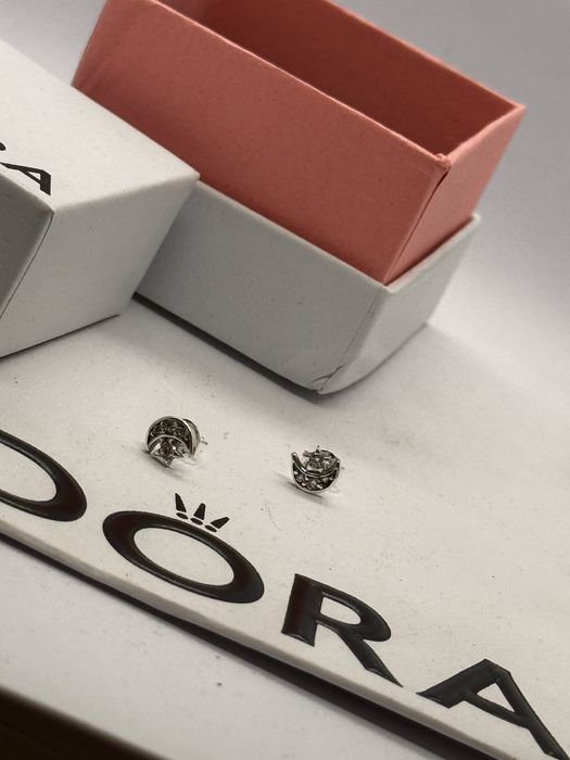 Пандора обеци Pandora