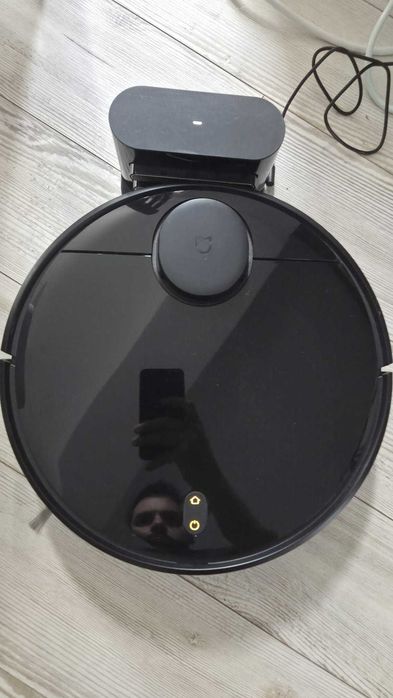 Robot Aspirator cu Functie de Spalare Xiaomi Mi Robot Vacuum-Mop Pro - Folosit Putin