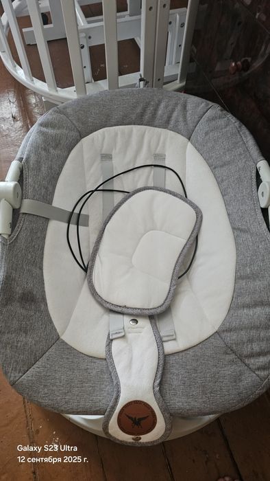 Шезлонг продам новый