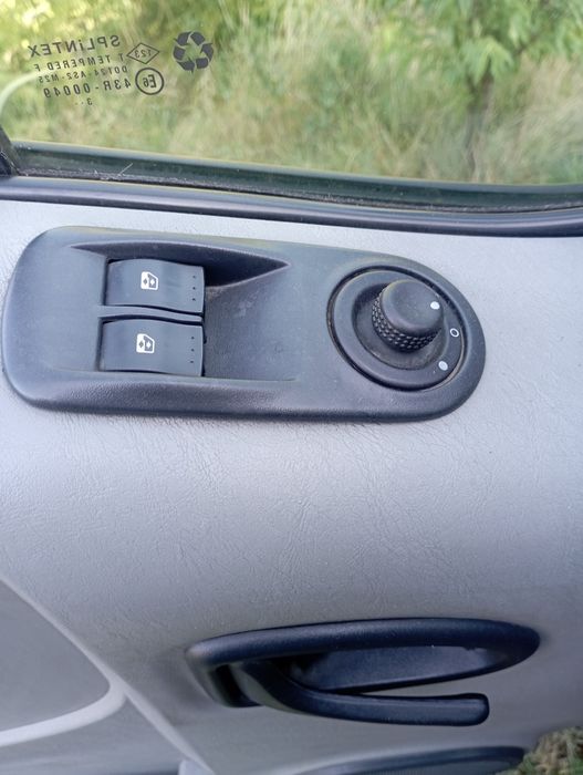 Opel vivaro 1.9TDI 2004