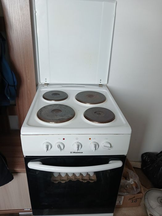 Продам электроплита Hansa