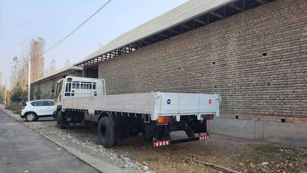 Бортовой автомобиль Daewoo