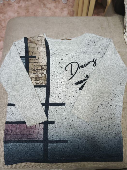 Продам кофты женские