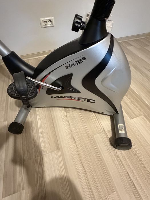 Bicicleta fitness magnetica HMS M2005