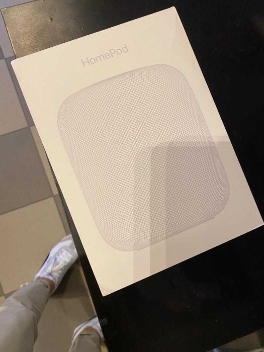 Apple HomePod новая