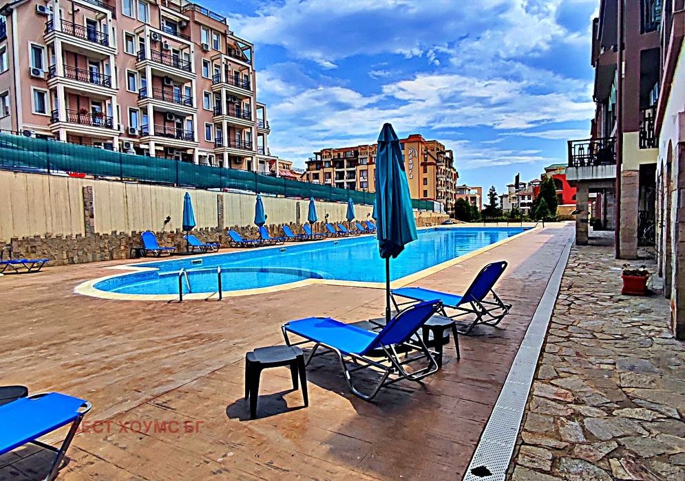 Продава се Двустаен апартамент в Свети Влас - 58 кв.м за 1087 €/кв.м - Снимка #1