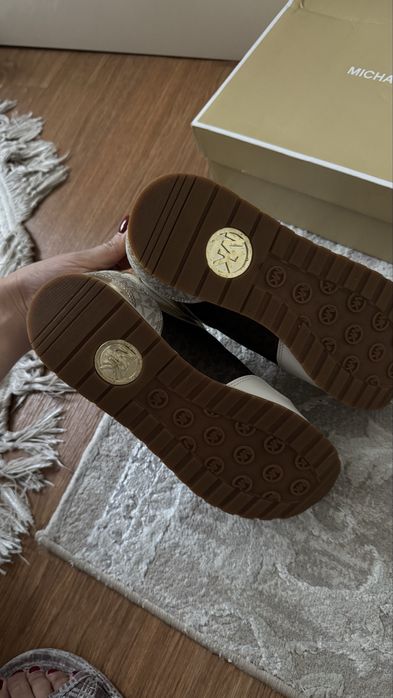 Кроссовки MK оригинал