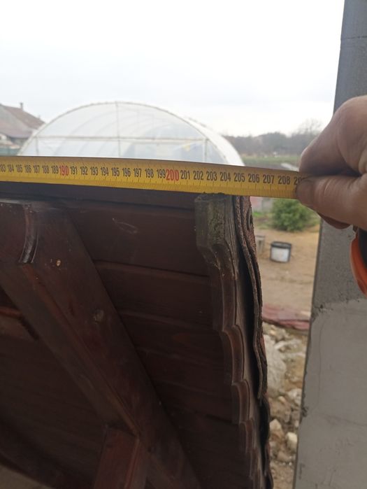 Copertina din lemn masiv pentru usa intrare