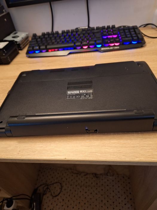 Laptop Asus X550JX, i7-4720HQ , 8 GB, ssd 500 GB, GTX 950M, 15,6"