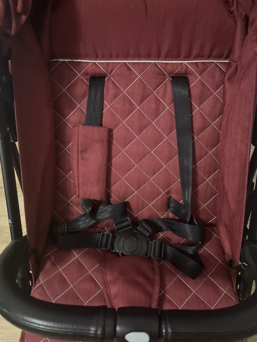 Продам прогулочную коляску