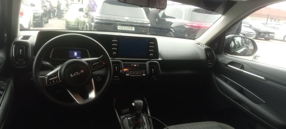 Kia sonet sotiladi srochna kraska toza 2 pozitsa