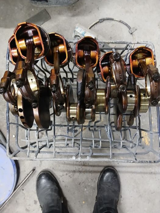 Запчасти по двигателю Грант Витара