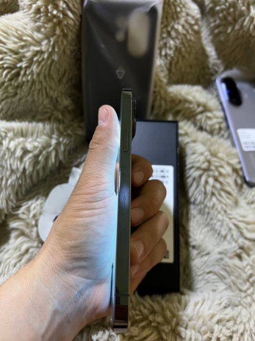 Iphone 13 promax 256 gb radnooy qirilgan chizilgan joyi yoq