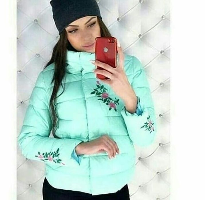 Продам куртку в идеальном состоянии