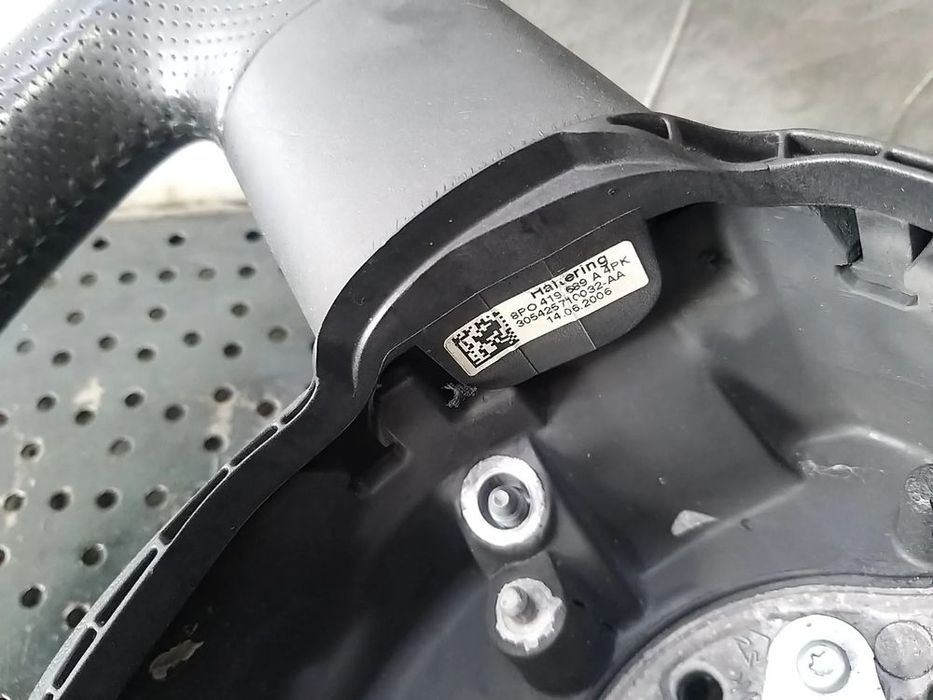 Volan piele in 3 spite audi a3 8p 8p0419689a