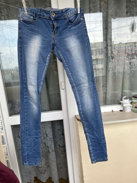 Дамски дънки по 3€ Всички дънки 12€