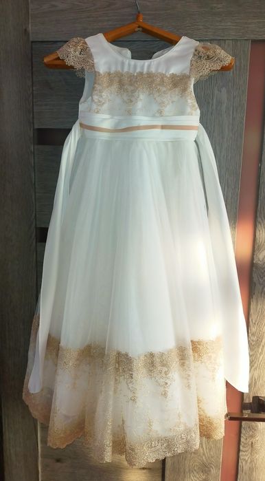 Нарядное платье для девочки