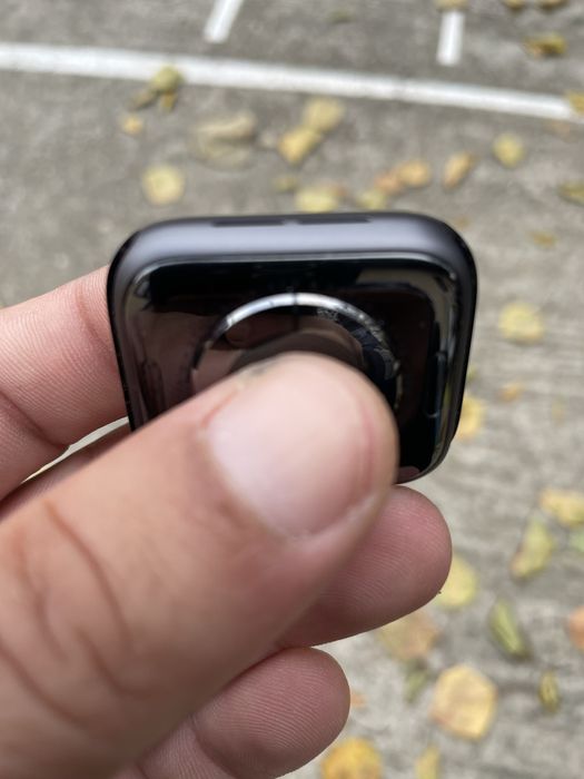 Pentru piese apple watch 4 placa buna